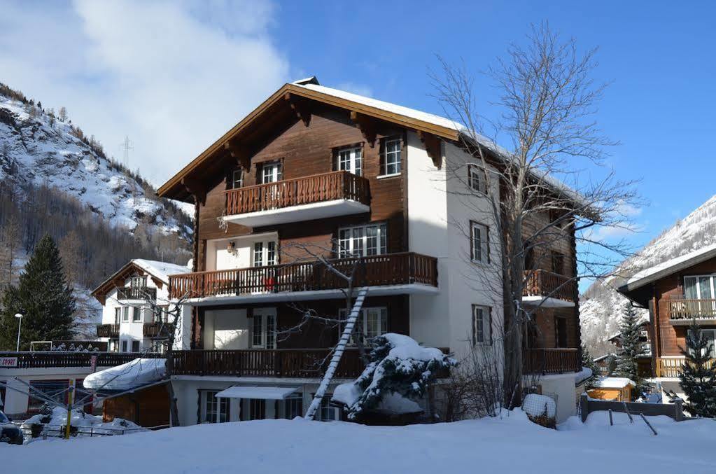 Haus Alpenperle Apartment Saas-Almagell ภายนอก รูปภาพ