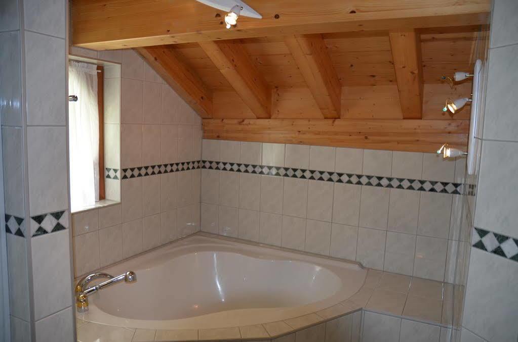 Haus Alpenperle Apartment Saas-Almagell ภายนอก รูปภาพ